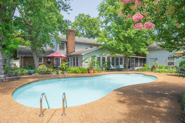132 Clearlake Dr, E, Nashville, TN 37217
