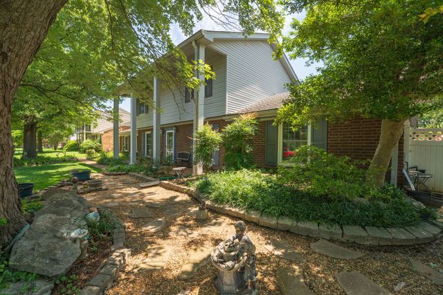 132 Clearlake Dr, E, Nashville, TN 37217