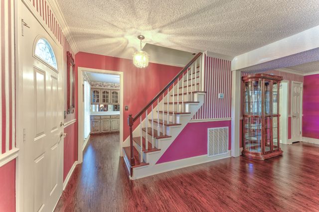 132 Clearlake Dr, E, Nashville, TN 37217