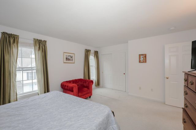 7 Mulberry Lane, Amherst, NH 03031