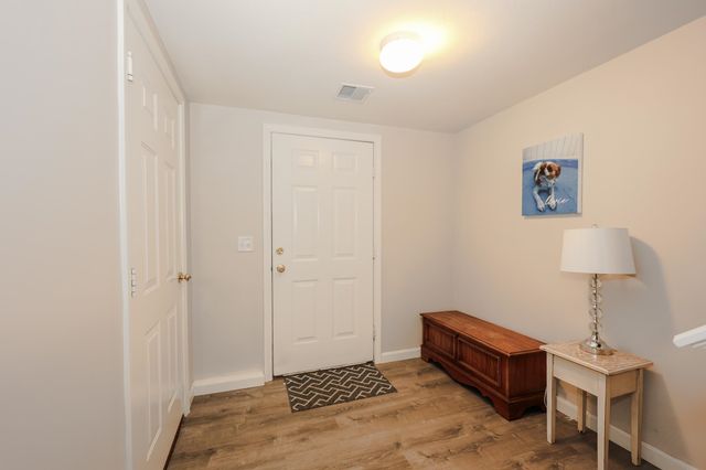 7 Mulberry Lane, Amherst, NH 03031