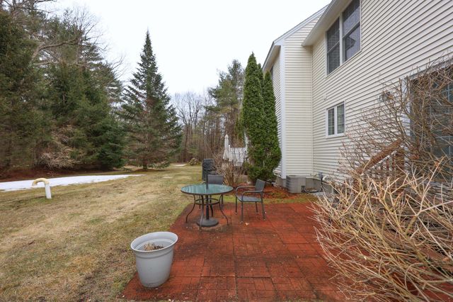 7 Mulberry Lane, Amherst, NH 03031