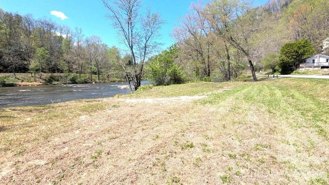 10 Rio Bravo Drive 4, Sylva, NC 28779