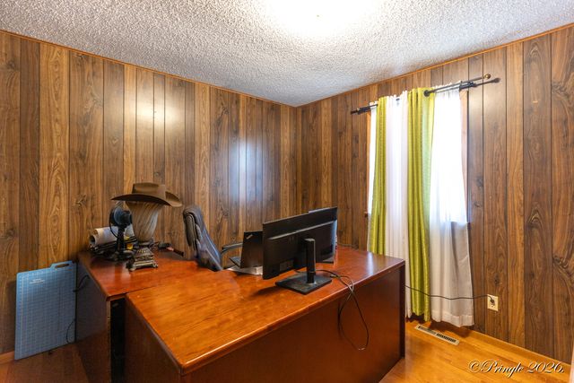 964 County Road 6980, Pottersville, MO 65790