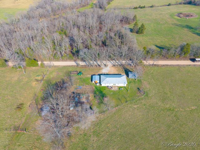 964 County Road 6980, Pottersville, MO 65790