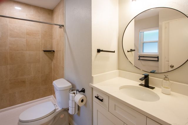 1256 Golden Trophy Drive, Dallas, TX 75232