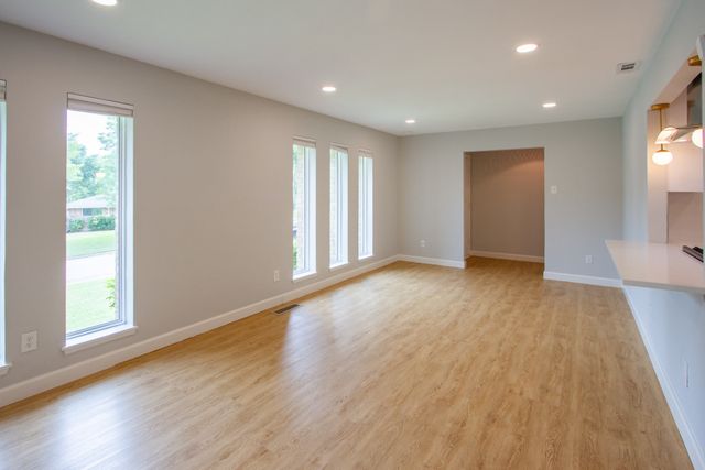 1256 Golden Trophy Drive, Dallas, TX 75232