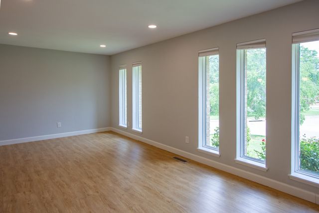 1256 Golden Trophy Drive, Dallas, TX 75232