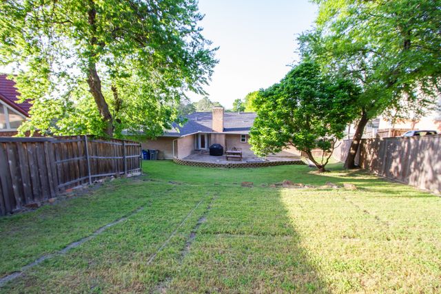 1256 Golden Trophy Drive, Dallas, TX 75232