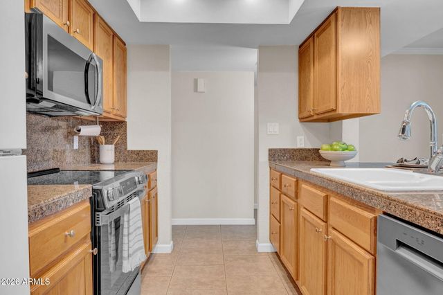 7520 S FOREST Avenue, Tempe, AZ 85283