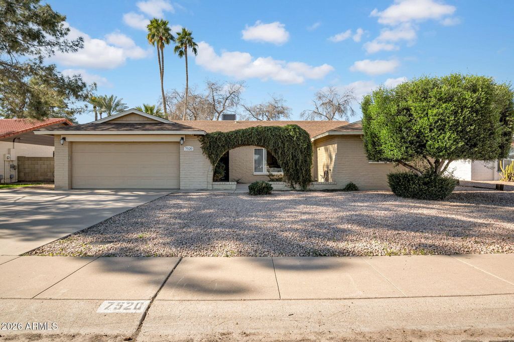 7520 S FOREST Avenue, Tempe, AZ 85283