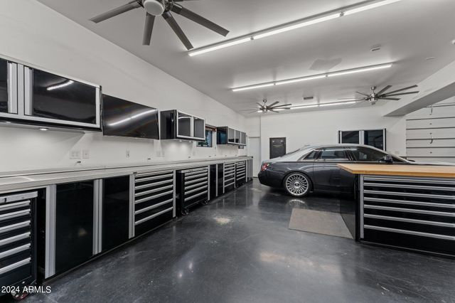 21234 W Caravaggio Lane, Wittmann, AZ 85361