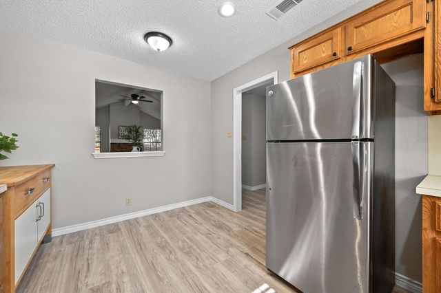 408 Village LN, Buda, TX 78610