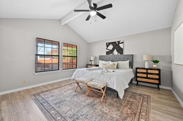 408 Village LN, Buda, TX 78610