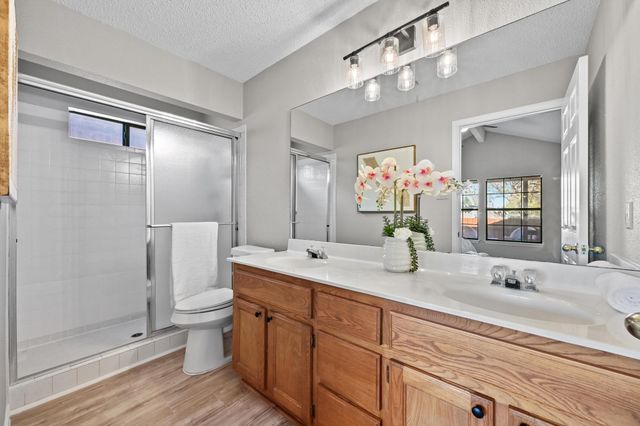 408 Village LN, Buda, TX 78610