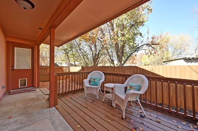 408 Village LN, Buda, TX 78610