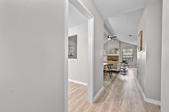 408 Village LN, Buda, TX 78610