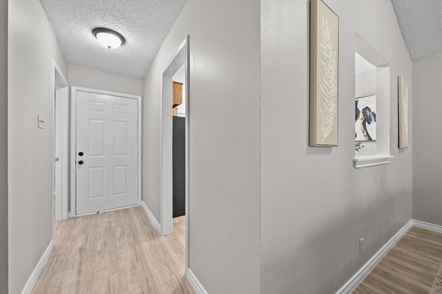 408 Village LN, Buda, TX 78610