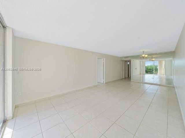7921 Byron Avenue 404, Miami Beach, FL 33141