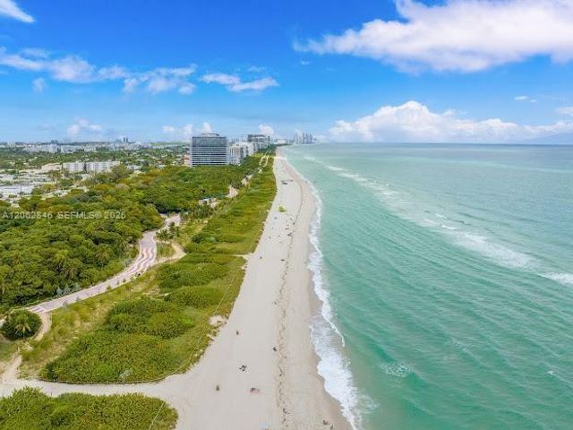 7921 Byron Avenue 404, Miami Beach, FL 33141
