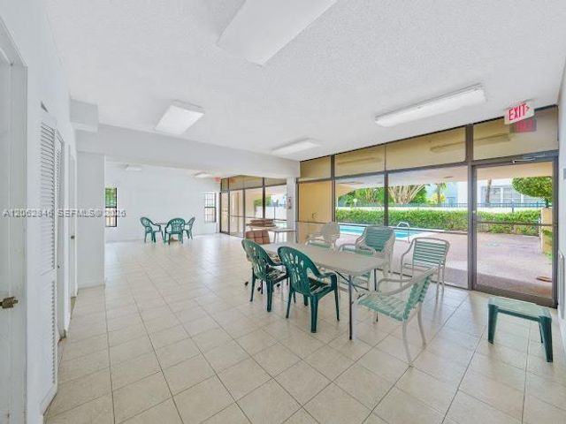 7921 Byron Avenue 404, Miami Beach, FL 33141