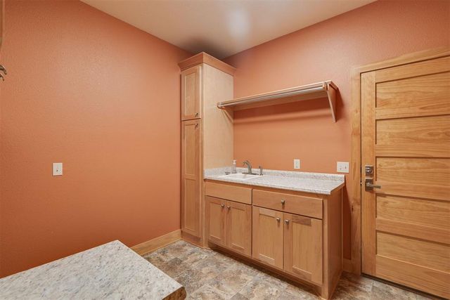 4606 Pikeys Trail, Tuttle, OK 73089