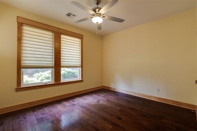 4606 Pikeys Trail, Tuttle, OK 73089