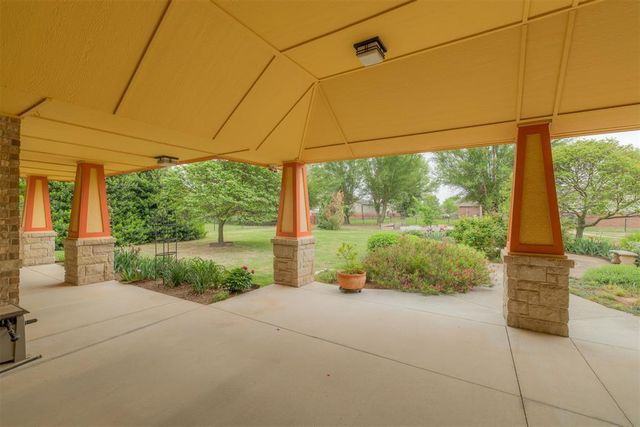4606 Pikeys Trail, Tuttle, OK 73089