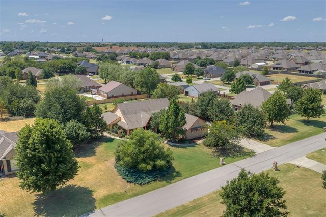 4606 Pikeys Trail, Tuttle, OK 73089