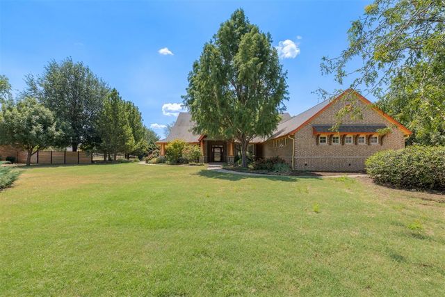 4606 Pikeys Trail, Tuttle, OK 73089
