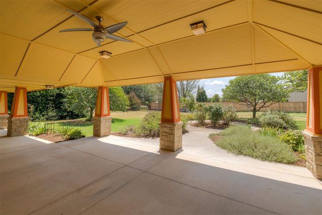 4606 Pikeys Trail, Tuttle, OK 73089
