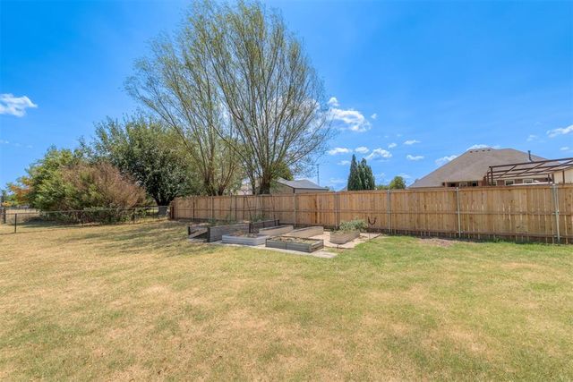 4606 Pikeys Trail, Tuttle, OK 73089