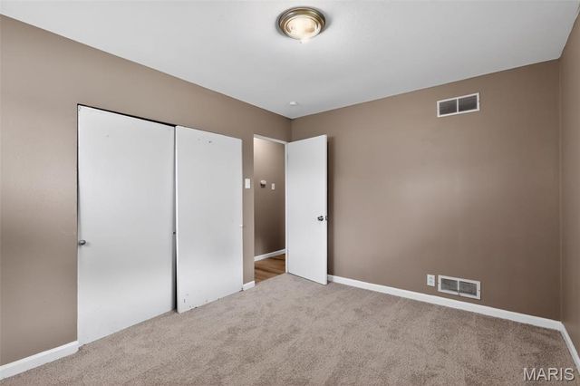 143 Grampian Road, St Louis, MO 63137