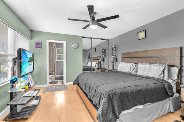 1947 Stratford Way, West Palm Beach, FL 33409