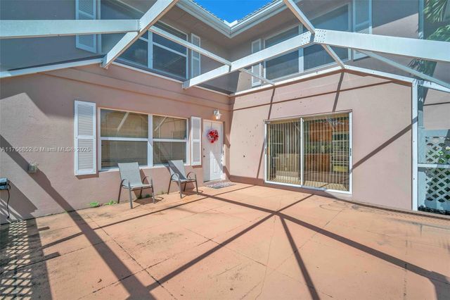 1947 Stratford Way, West Palm Beach, FL 33409