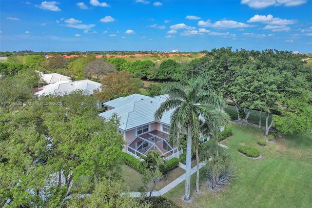 1947 Stratford Way, West Palm Beach, FL 33409