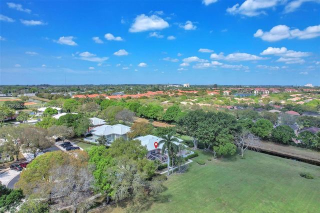 1947 Stratford Way, West Palm Beach, FL 33409