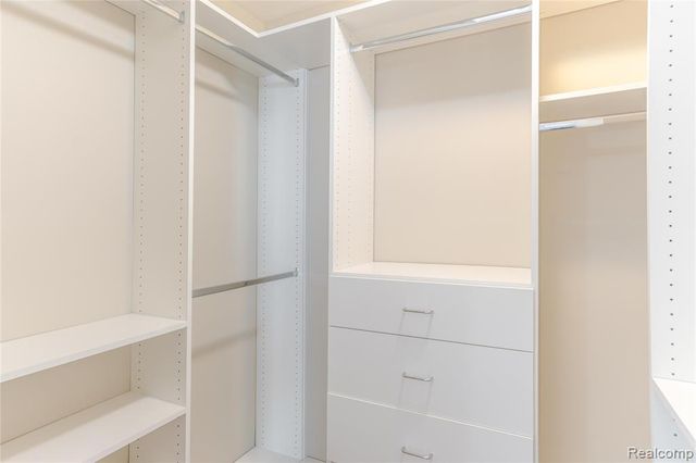 256 Crocker Boulevard, Mount Clemens, MI 48043