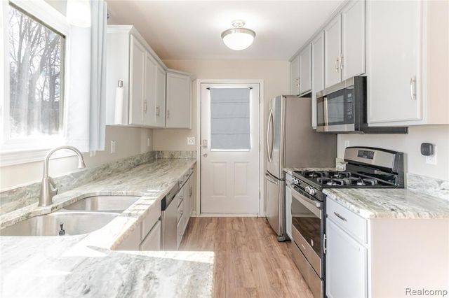 256 Crocker Boulevard, Mount Clemens, MI 48043