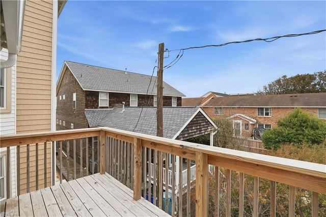 1634 E Ocean View Ave Apt 2E, Norfolk, VA 23503