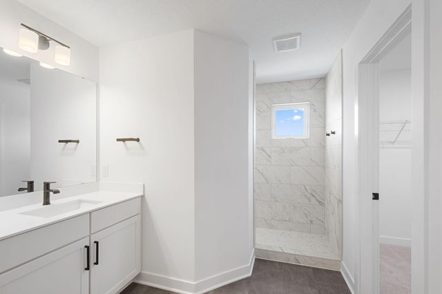 1277 Bispen Street, Hudson, WI 54016