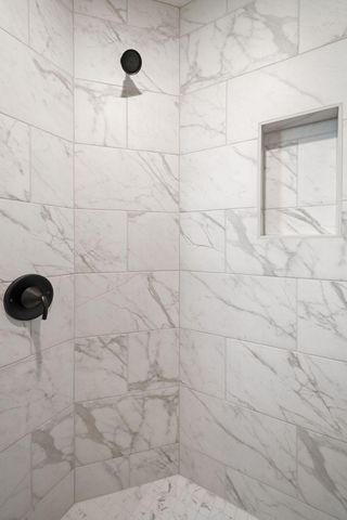 1277 Bispen Street, Hudson, WI 54016