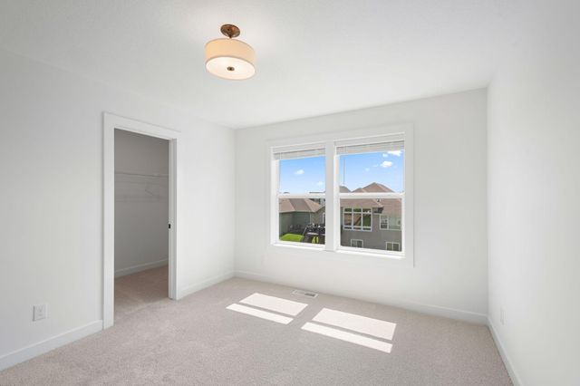 1277 Bispen Street, Hudson, WI 54016