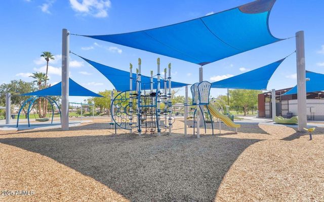 520 S GREENFIELD Road 34, Mesa, AZ 85206