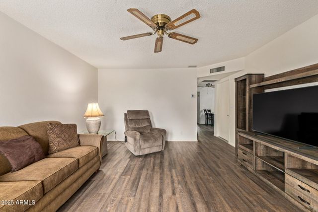 520 S GREENFIELD Road 34, Mesa, AZ 85206