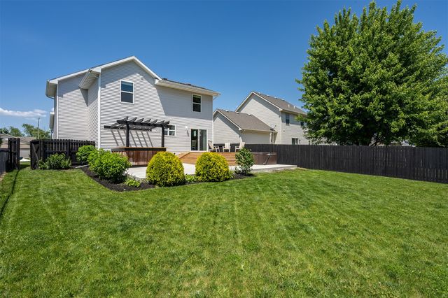 4705 E Merced Street, Des Moines, IA 50317