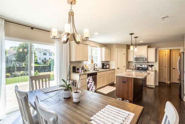 4705 E Merced Street, Des Moines, IA 50317