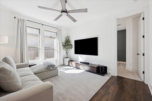 310 Westfield ST, Hutto, TX 78634