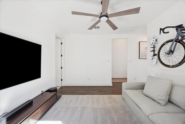 310 Westfield ST, Hutto, TX 78634