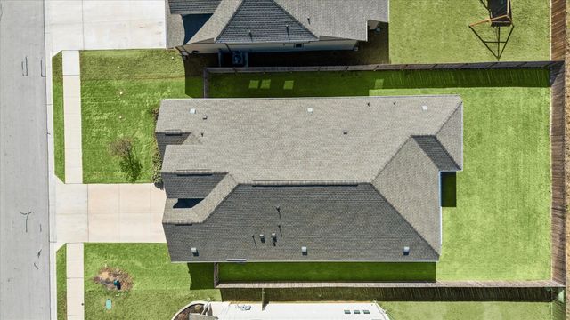 310 Westfield ST, Hutto, TX 78634